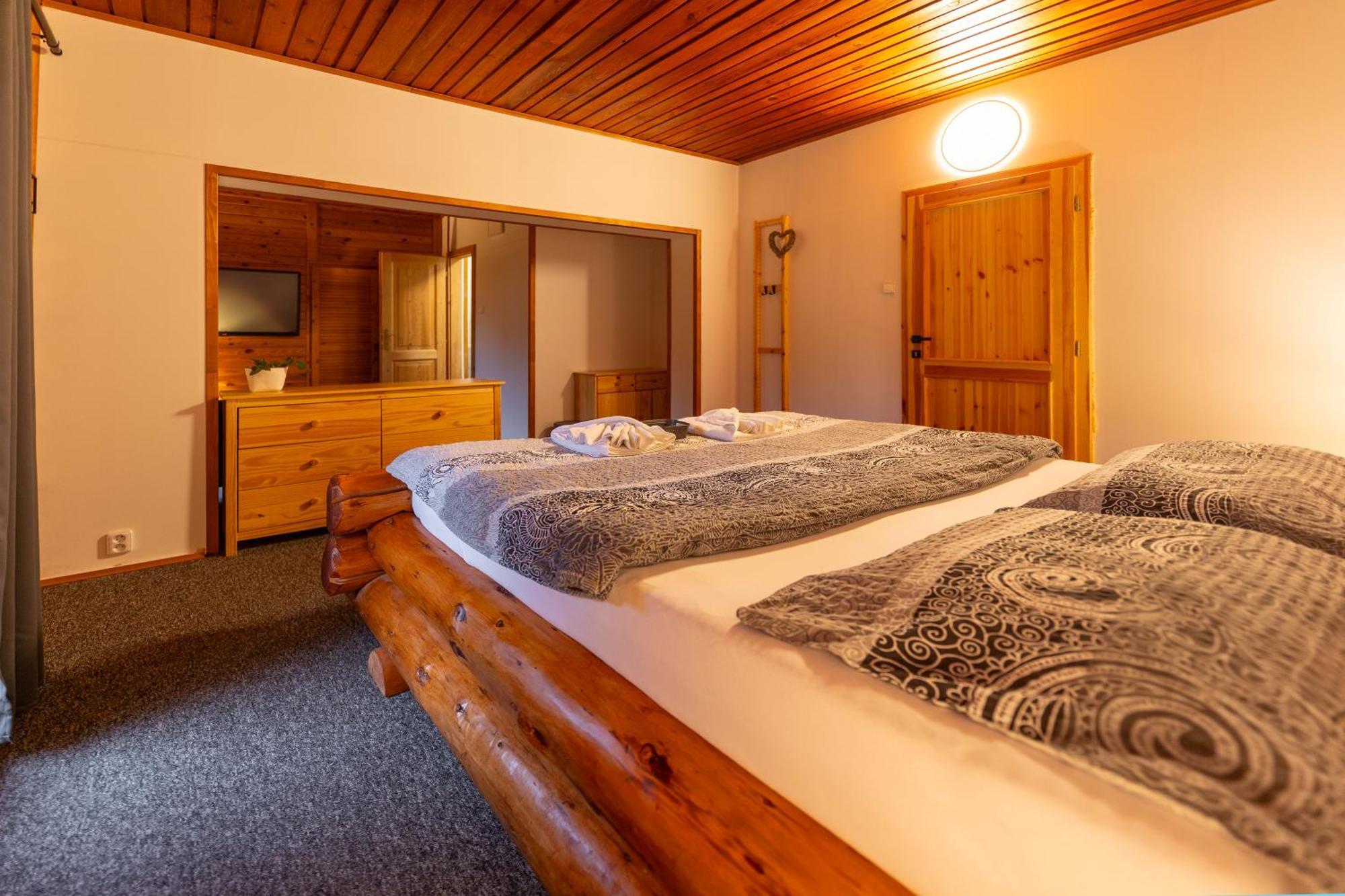 Wellness Pension Koliba Komorni Lhotka Номер фото